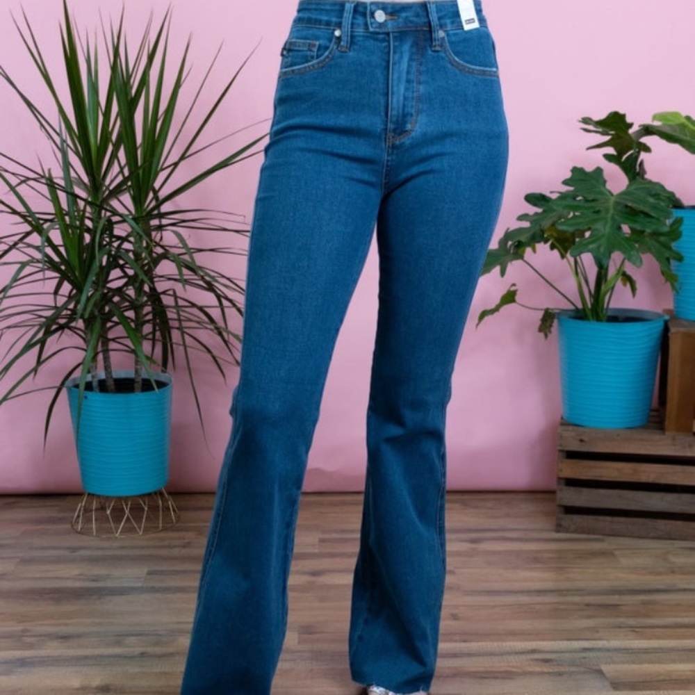 Judy Blue High Waisted Flare Jeans, 7/28, New with tags $50